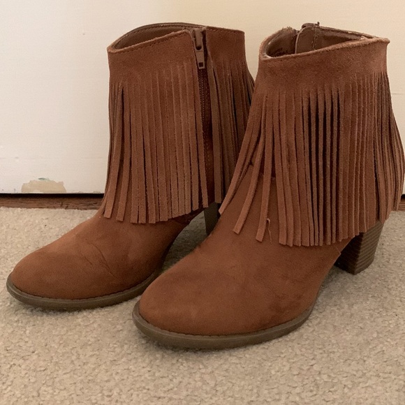 Mossimo Supply Co. Shoes - MOSSIMO Supply Co. Fringe Ankle Boots , 7.5